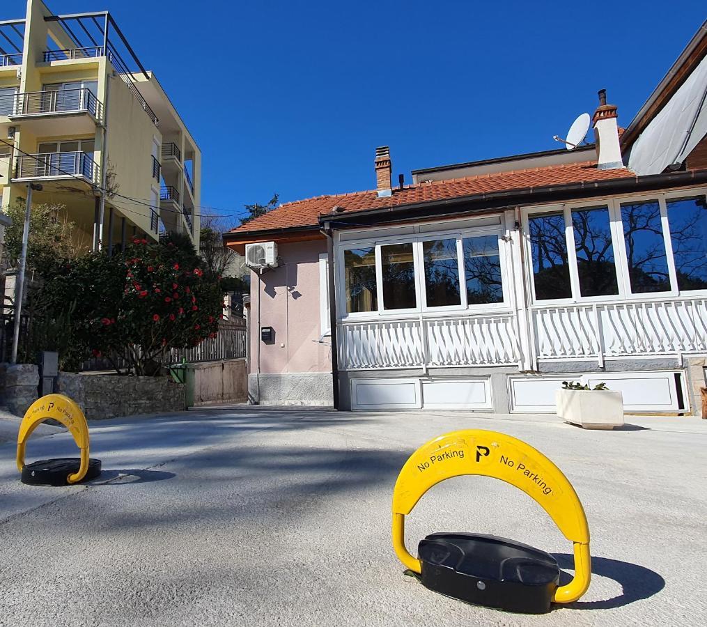 Lalovina Apartment ヘルツェグ・ノヴィ エクステリア 写真